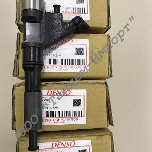 Форсунка DENSO 095000-6701 (HOWO евро-3 R61540080017A) watermarked - Форсунка дизельная Denso 095000-6701.jpg