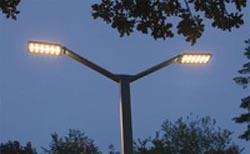 В Уфе установлено около 3000 энергосберегающих светильников fonar_08062010.jpg